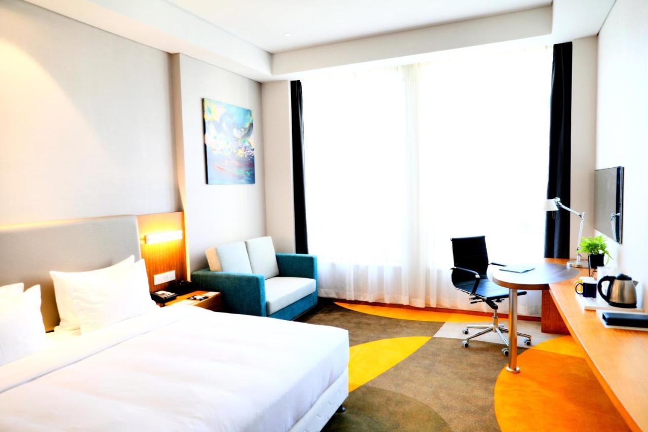 Holiday Inn Express Luoyang Xiyuan Dış mekan fotoğraf